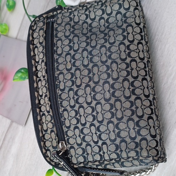 Coach Black Signature Cosmetic/wristlet Bag - Picture 9 of 13